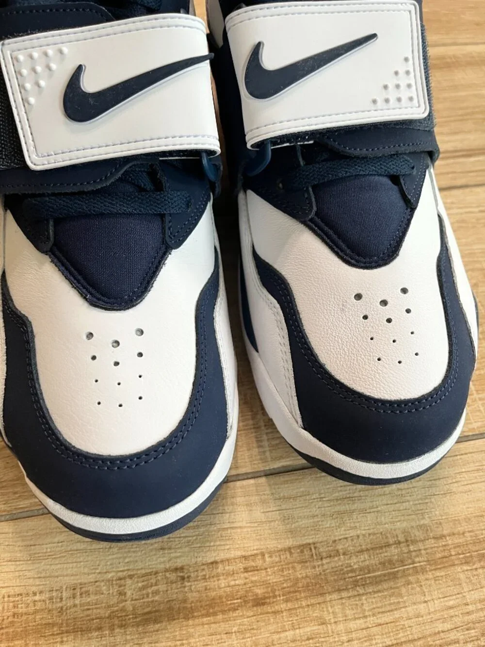 Unisex NEW Nike Air Diamond Turf FZ8224-101 - Mens 11.5 / Womens 13
